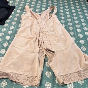 Amazon Cream Lace Shapewear